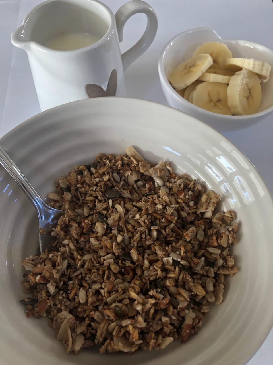 Low GI granola with plenty of nuts and seeds - 300g